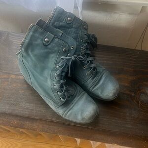 Size 9.5 Real Leather Warm Boots